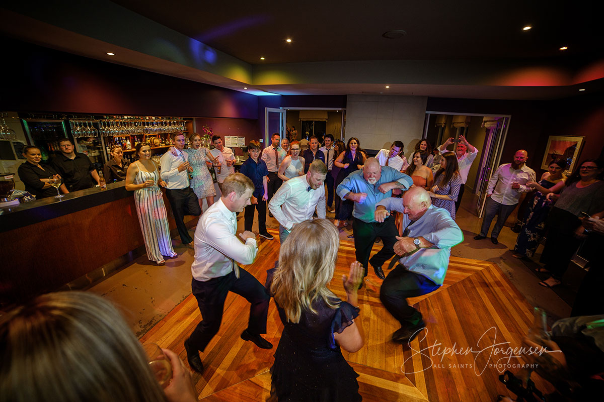 Elizabeth and Brett's wedding at Lancemore, Milawa | King Valley Wedding Photographers | Lindenwarah-milawa-weddings-Lizzie-Brett-0085.jpg