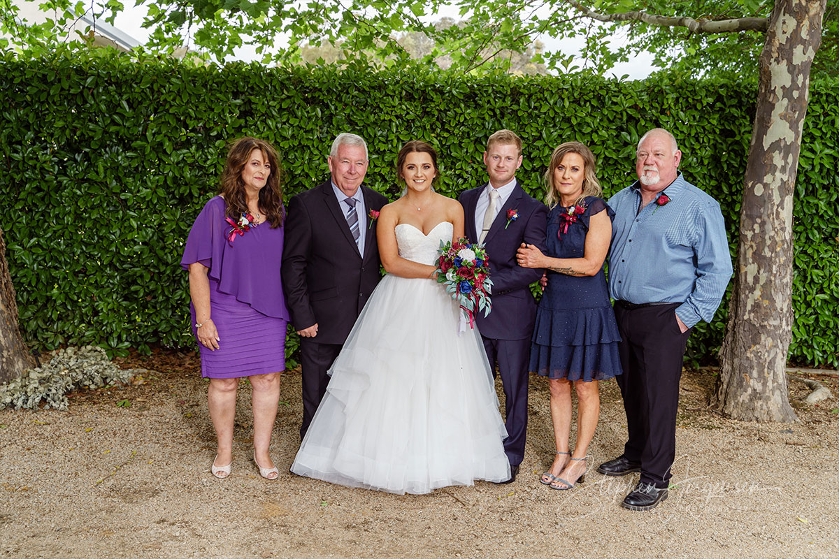 Elizabeth and Brett's wedding at Lancemore, Milawa | King Valley Wedding Photographers | Lindenwarah-milawa-weddings-Lizzie-Brett-0038.jpg