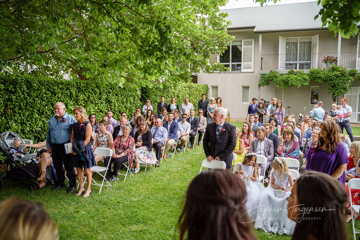 Elizabeth and Brett's wedding at Lancemore, Milawa | King Valley Wedding Photographers | Lindenwarah-milawa-weddings-Lizzie-Brett-0029.jpg