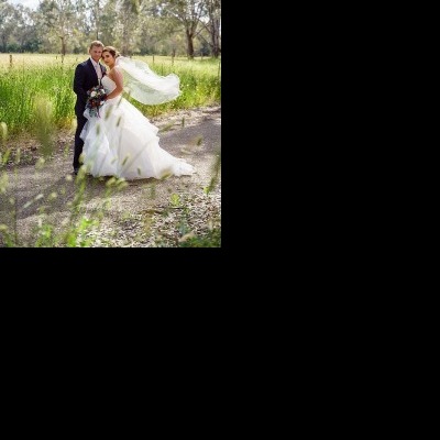 Elizabeth and Brett's wedding at Lancemore, Milawa | King Valley Wedding Photographers | Lindenwarah-milawa-weddings-Lizzie-Brett-0045.jpg