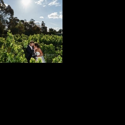 Elizabeth and Brett's wedding at Lancemore, Milawa | King Valley Wedding Photographers | Lindenwarah-milawa-weddings-Lizzie-Brett-0057.jpg