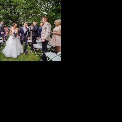 Elizabeth and Brett's wedding at Lancemore, Milawa | King Valley Wedding Photographers | Lindenwarah-milawa-weddings-Lizzie-Brett-0036.jpg