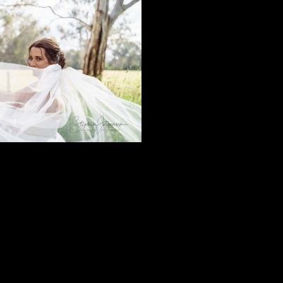 Elizabeth and Brett's wedding at Lancemore, Milawa | King Valley Wedding Photographers | Lindenwarah-milawa-weddings-Lizzie-Brett-0048.jpg