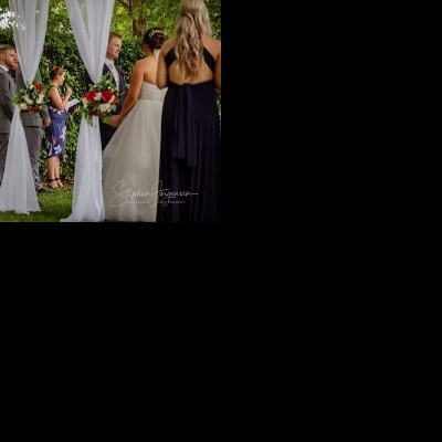 Elizabeth and Brett's wedding at Lancemore, Milawa | King Valley Wedding Photographers | Lindenwarah-milawa-weddings-Lizzie-Brett-0028.jpg