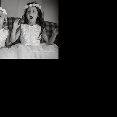 Elizabeth and Brett's wedding at Lancemore, Milawa | King Valley Wedding Photographers | Lindenwarah-milawa-weddings-Lizzie-Brett-0009.jpg