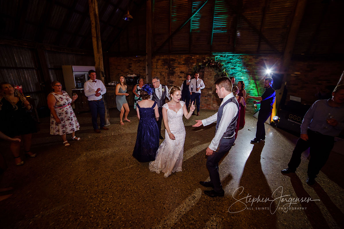 Megan and Daniel's wedding at Brown Brothers Winery, Milawa | Milawa Wedding Photographers | Brown-Brothers-winery-milawa-weddings-Megan-Daniel-0095.jpg