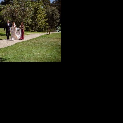 Megan and Daniel's wedding at Brown Brothers Winery, Milawa | Milawa Wedding Photographers | Brown-Brothers-winery-milawa-weddings-Megan-Daniel-0028.jpg