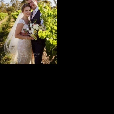 Megan and Daniel's wedding at Brown Brothers Winery, Milawa | Milawa Wedding Photographers | Brown-Brothers-winery-milawa-weddings-Megan-Daniel-0052.jpg