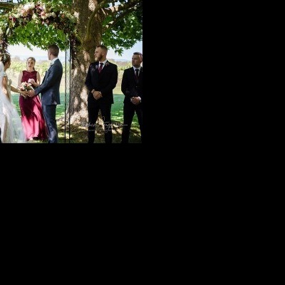 Megan and Daniel's wedding at Brown Brothers Winery, Milawa | Milawa Wedding Photographers | Brown-Brothers-winery-milawa-weddings-Megan-Daniel-0039.jpg