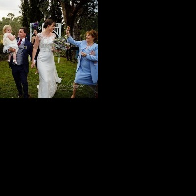 Tori and Eugene's Wedding at Waddington's  Kergunyah | Waddingtons-Kergunyah-weddings-Tori-Eugene-0040.jpg