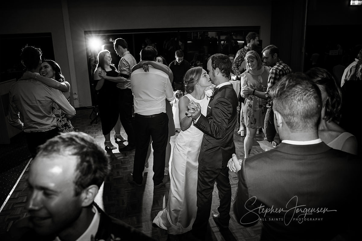 Jordon & Kyle’s Wedding at Howlong Golf Resort | Howlong Wedding Photographers | Howlong-Golf-Resort-weddings-Jordii-Kyle-0099.jpg