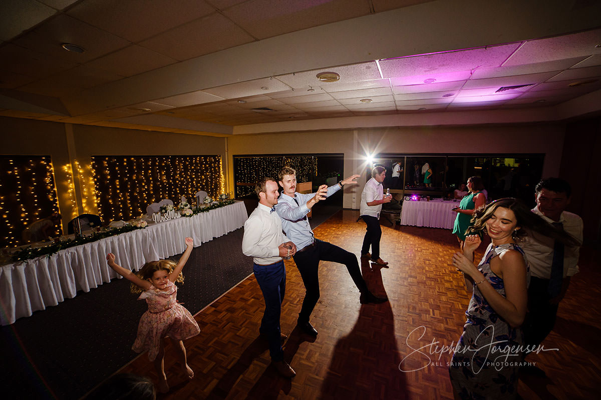 Jordon & Kyle’s Wedding at Howlong Golf Resort | Howlong Wedding Photographers | Howlong-Golf-Resort-weddings-Jordii-Kyle-0110.jpg