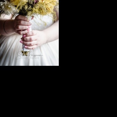 Jo & Fraser’s Wedding at The Wool Press | Granya Wedding Photographers | Granya-Wool-Press-weddings-Jo-Fraser-0009.jpg