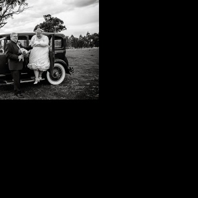 Jo & Fraser’s Wedding at The Wool Press | Granya Wedding Photographers | Granya-Wool-Press-weddings-Jo-Fraser-0043.jpg