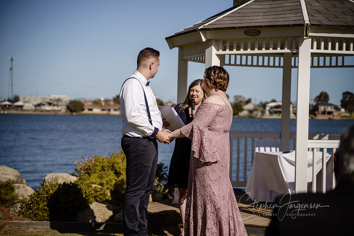 Alyce and Joshua's Yarrawonga / Mulwala  intimate elopement wedding | Yarrawonga / Mulwala Wedding Photographers | Yarrawonga-Mulwala-weddings-Alyce-Joshua-0016.jpg