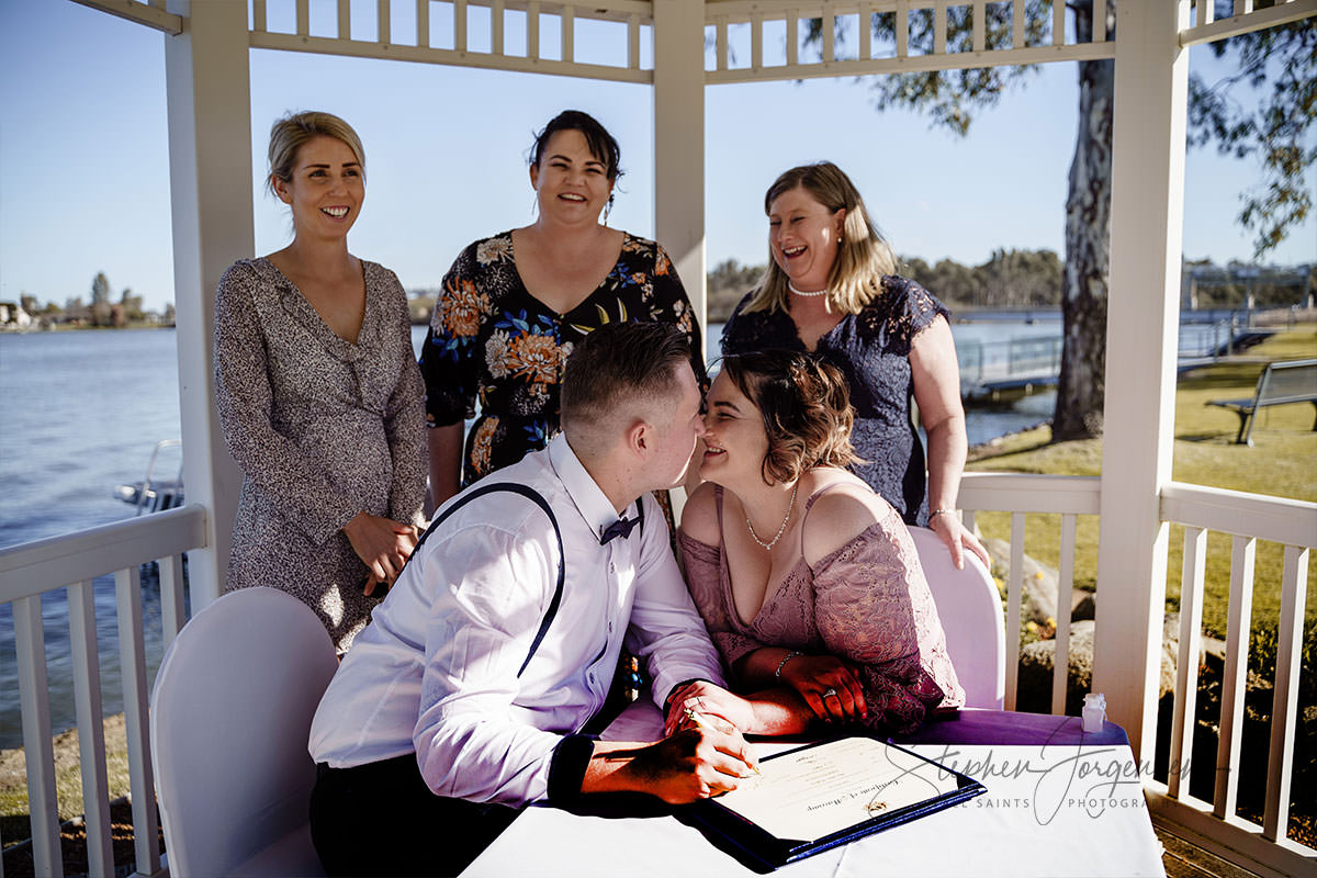 Alyce and Joshua's Yarrawonga / Mulwala  intimate elopement wedding | Yarrawonga / Mulwala Wedding Photographers | Yarrawonga-Mulwala-weddings-Alyce-Joshua-0025.jpg