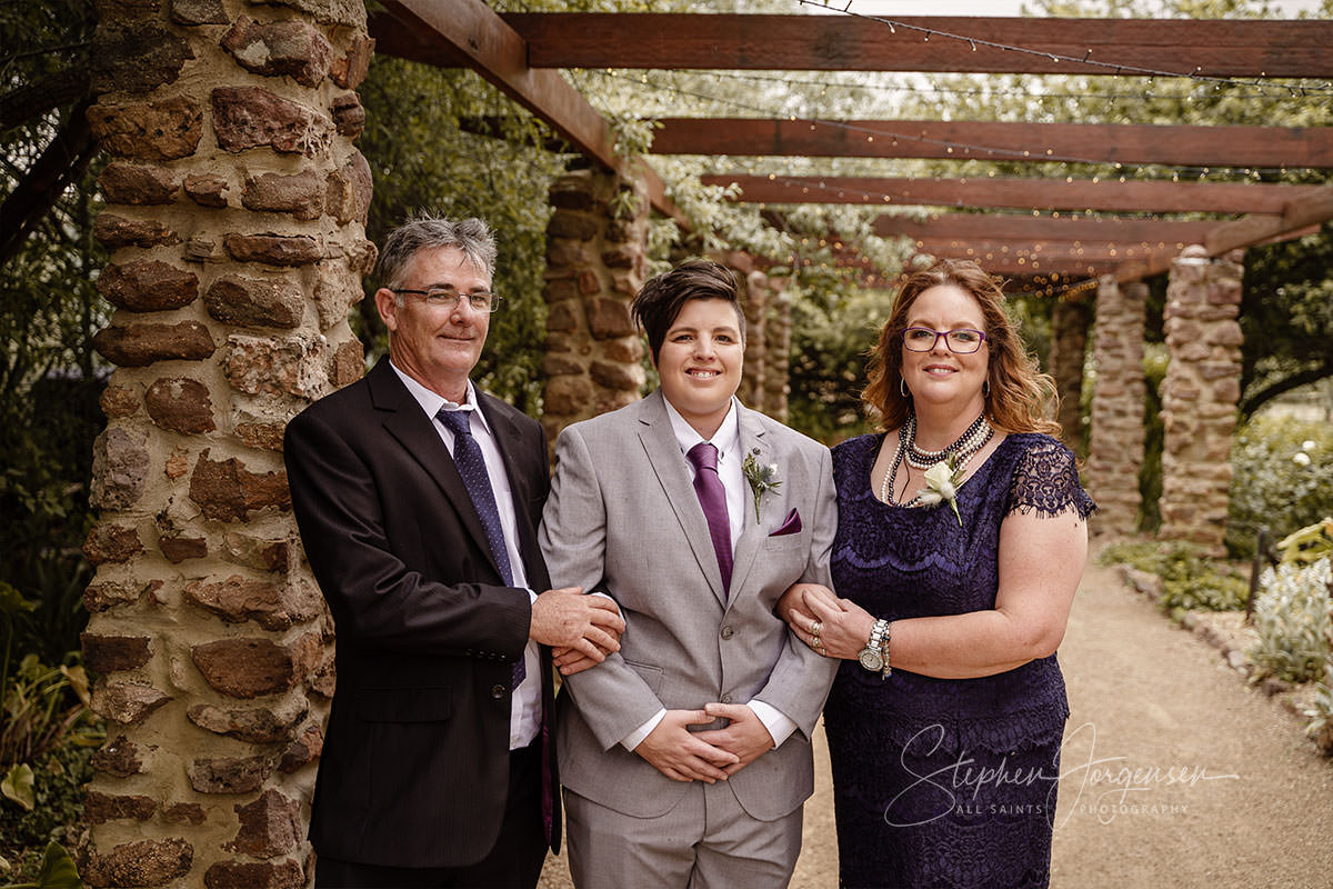 Zoe & Kat’s Wedding at Orange Grove Gardens | Culcairn Wedding Photographers | Orange-Grove-Gardens-Culcairn-weddings-Zoe-Kat-0027.jpg