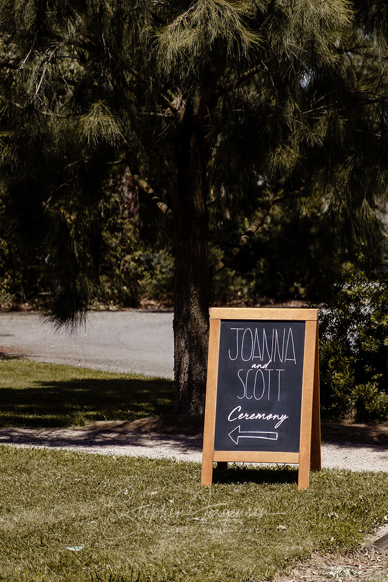 Joanna and Scott's Wedding at Brown Brothers Winery Milawa  | Milawa Wedding Photographers | Brown-Brothers-Winery-Milawa-weddings-Joanna-Scott-0014.jpg