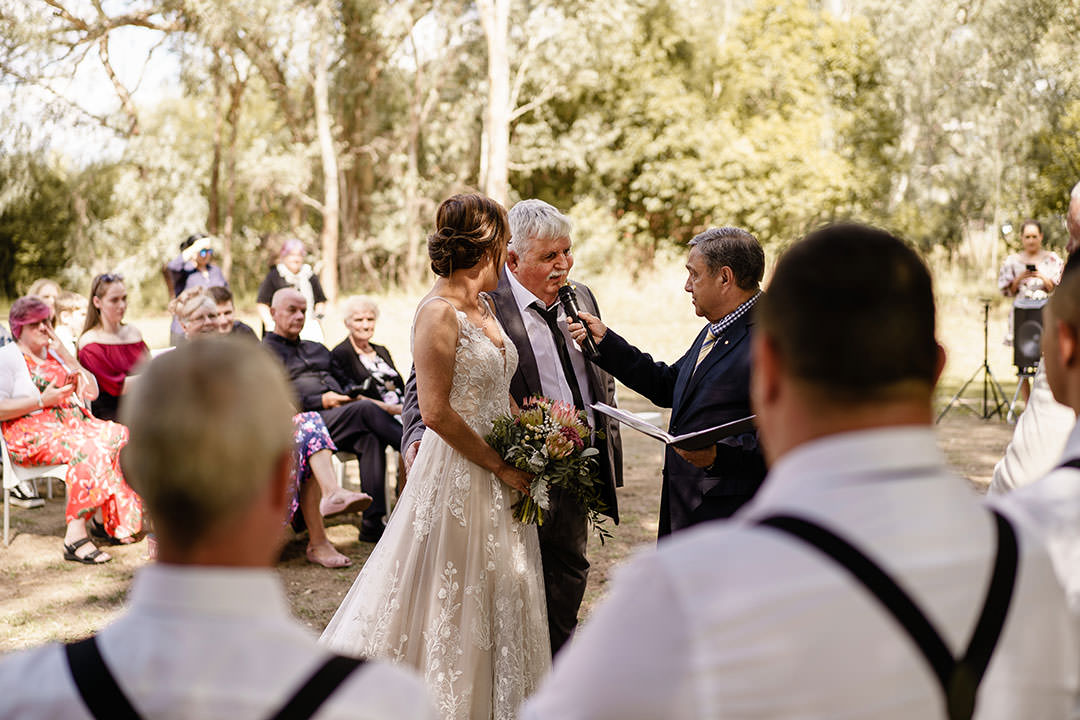 Tanya and Joe's Wedding at The Wodonga Golf Club | Wodonga Wedding Photographers | Wodonga-Golf-Club--weddings-Tanya-Joe-0022.jpg