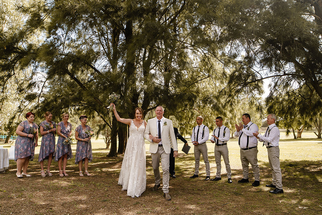Tanya and Joe's Wedding at The Wodonga Golf Club | Wodonga Wedding Photographers | Wodonga-Golf-Club--weddings-Tanya-Joe-0029.jpg
