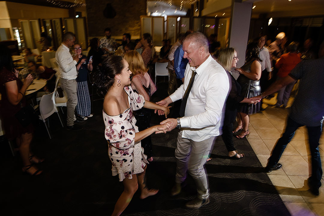 Tanya and Joe's Wedding at The Wodonga Golf Club | Wodonga Wedding Photographers | Wodonga-Golf-Club--weddings-Tanya-Joe-0059.jpg