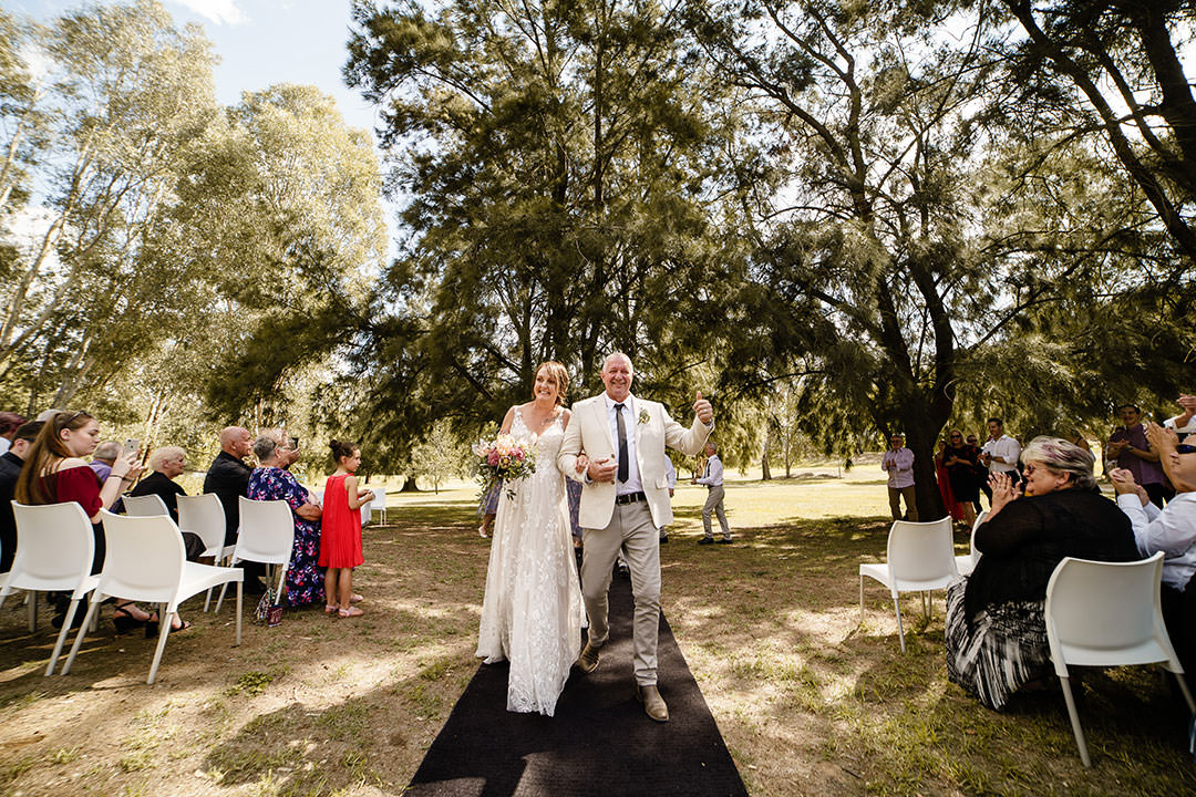 Tanya and Joe's Wedding at The Wodonga Golf Club | Wodonga Wedding Photographers | Wodonga-Golf-Club--weddings-Tanya-Joe-0030.jpg