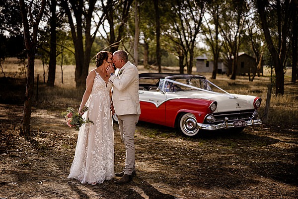 Tanya and Joe's Wedding at The Wodonga Golf Club.