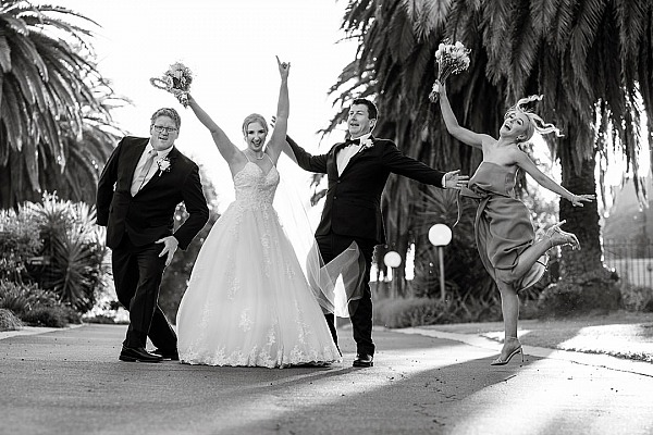 Fleur and Daniel's Wedding at De Bortoli Wines, Rutherglen.