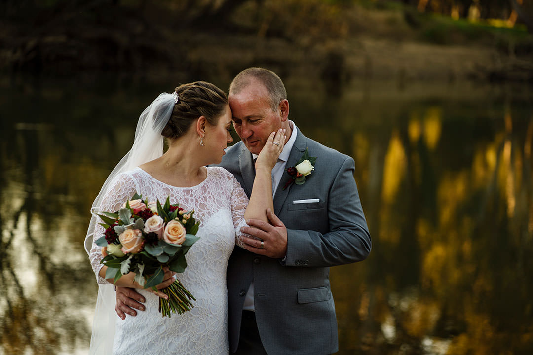 Kate and Danny's  Wedding at The Boat Shed Lake Hume | Albury Wedding Photographers  | Boat-Shed-Lake-Hume-Albury-Weddings-Kate-Danny-0026.jpg