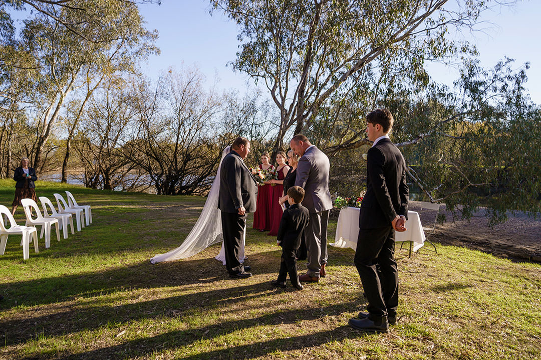 Kate and Danny's  Wedding at The Boat Shed Lake Hume | Albury Wedding Photographers  | Boat-Shed-Lake-Hume-Albury-Weddings-Kate-Danny-0009.jpg