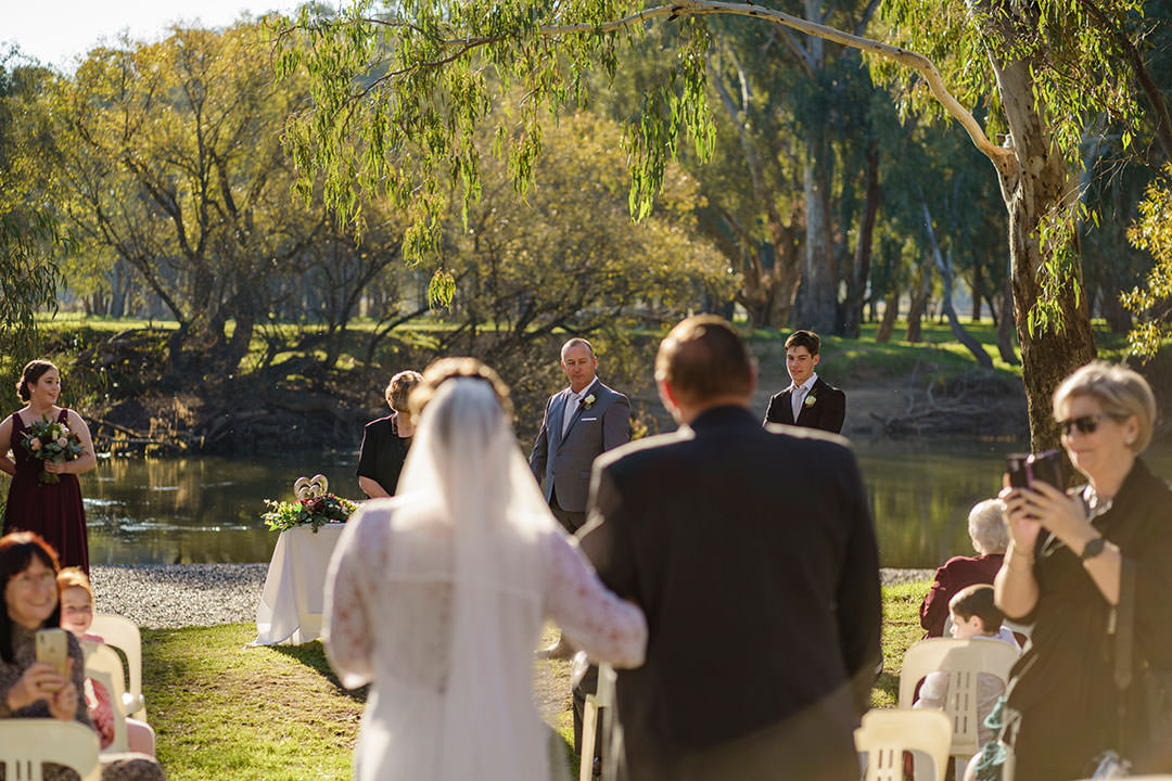 Kate and Danny's  Wedding at The Boat Shed Lake Hume | Albury Wedding Photographers  | Boat-Shed-Lake-Hume-Albury-Weddings-Kate-Danny-0008.jpg