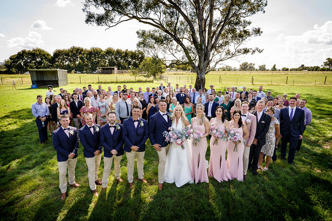 Lisa & Jake’s Wedding in Albury | Albury Wedding Photographers  | Albury-Weddings-Lisa-Jake-0023.jpg