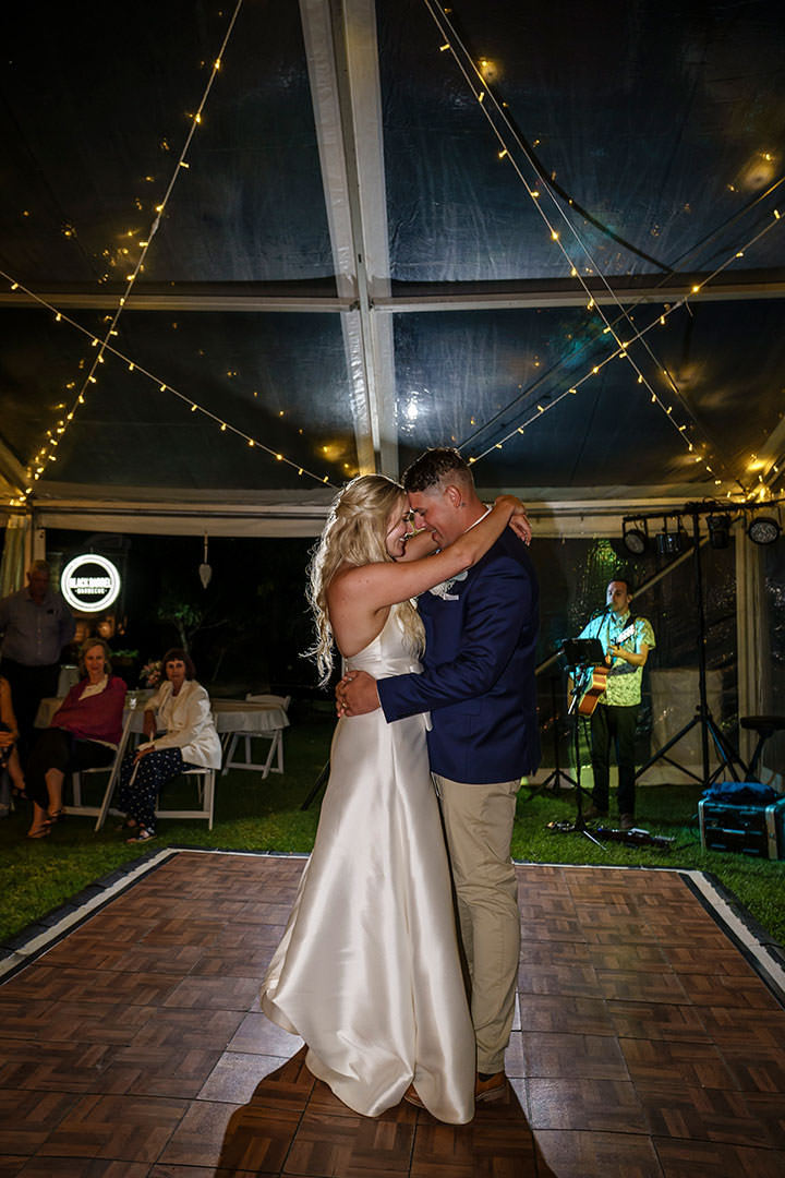 Lisa & Jake’s Wedding in Albury | Albury Wedding Photographers  | Albury-Weddings-Lisa-Jake-0043.jpg