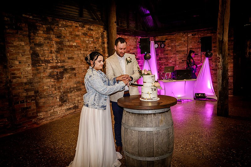 Maddeson and Daniel's Wedding at Brown Brothers Winery  | Milawa Wedding Photographers | Brown-Brothers-Winery-Milawa-Weddings-Maddeson-Daniel-0032.jpg