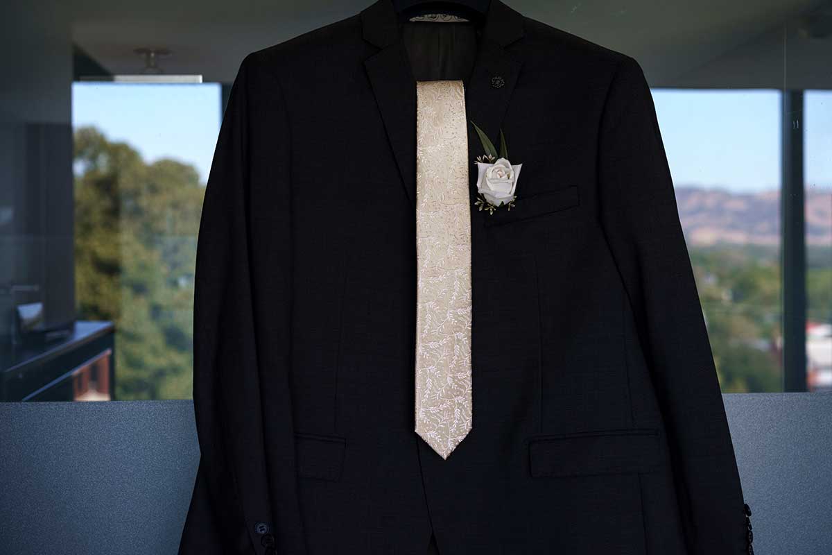 Catherine & Luke’s Wedding at Cofield Wines | Wahgunyah Wedding Photographers  | Cofields-Winery-Wahgunyah-Weddings-Catherine-Luke-0004.jpg