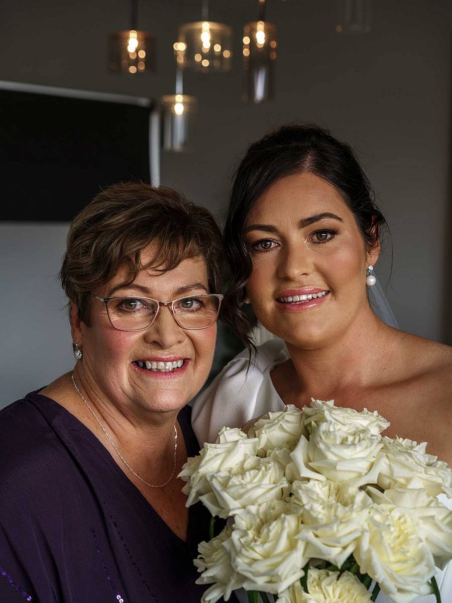 Sam & Louis’ Wedding at Yarrawonga Mulwala Golf Club Resort | Yarrawonga / Mulwala Wedding Photographers | Yarrawonga-Golf-Club-Resort-Weddings-Sam-Louis-0018.jpg