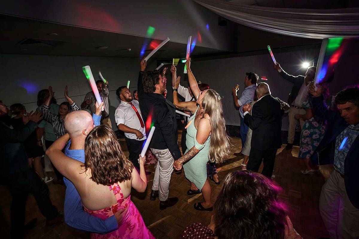 Sam & Louis’ Wedding at Yarrawonga Mulwala Golf Club Resort | Yarrawonga / Mulwala Wedding Photographers | Yarrawonga-Golf-Club-Resort-Weddings-Sam-Louis-0058.jpg