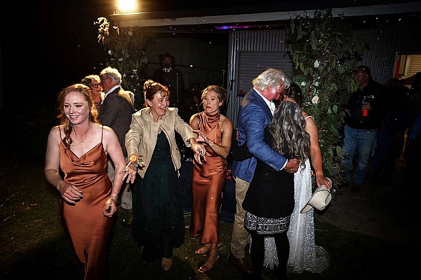 Steph & Kerrod’s Wedding at Braymont Gardens | Tumbarumba Wedding Photographers  | Tumbarumba-Weddings-Steph-Kerrod-00039.jpg