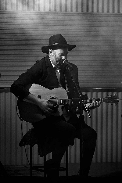 Steph & Kerrod’s Wedding at Braymont Gardens | Tumbarumba Wedding Photographers  | Tumbarumba-Weddings-Steph-Kerrod-00031.jpg