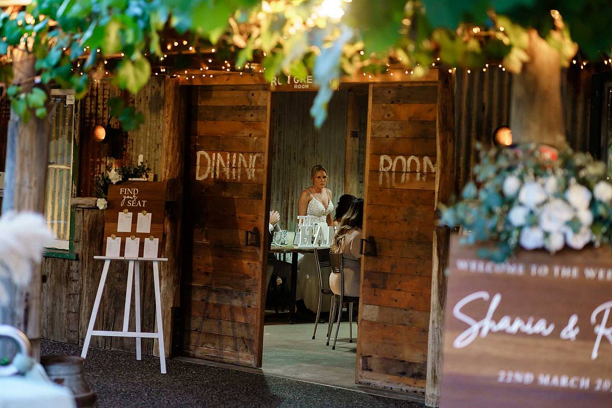 Shania & Ryan’s Wedding at McEvoy Tavern | Eldorado Wedding  | Eldorado-McEvoy-Tavern-Weddings-Shania-and-Ryan-0038.jpg