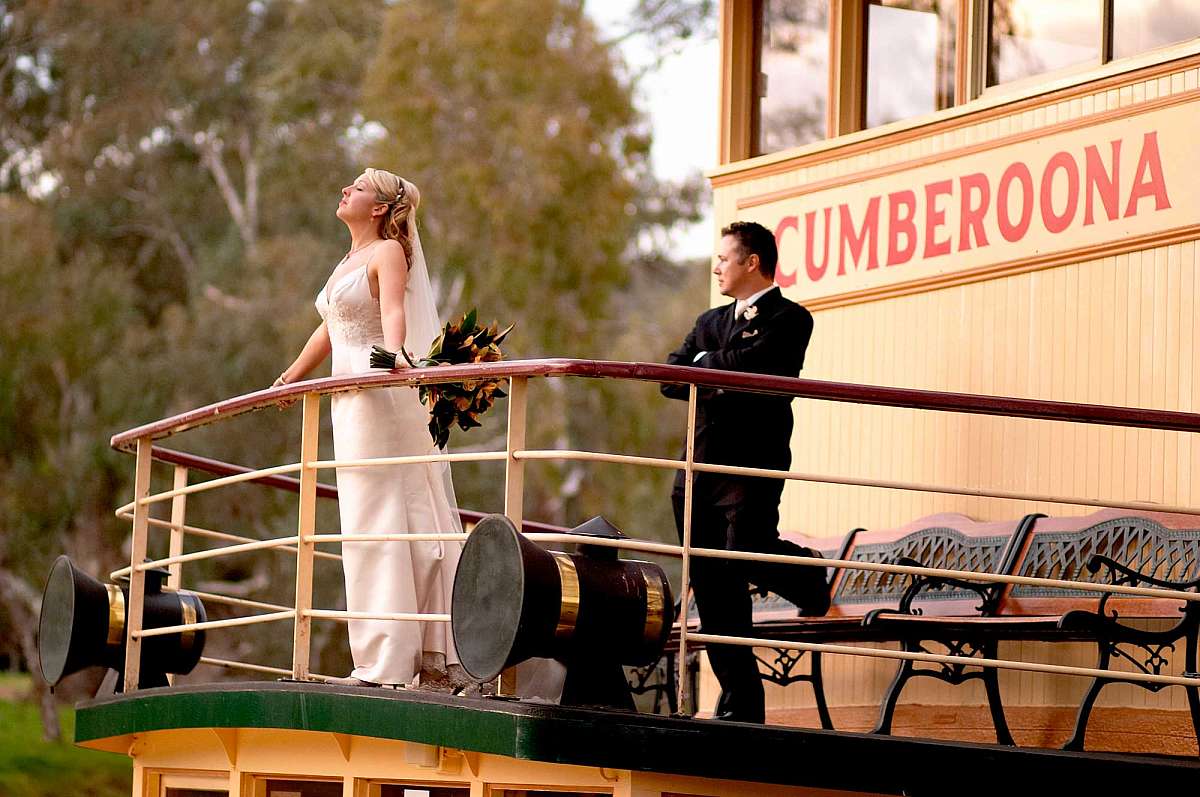 Albury Wedding Photographer Prices and Information. | Albury-Weddings-0053.jpg