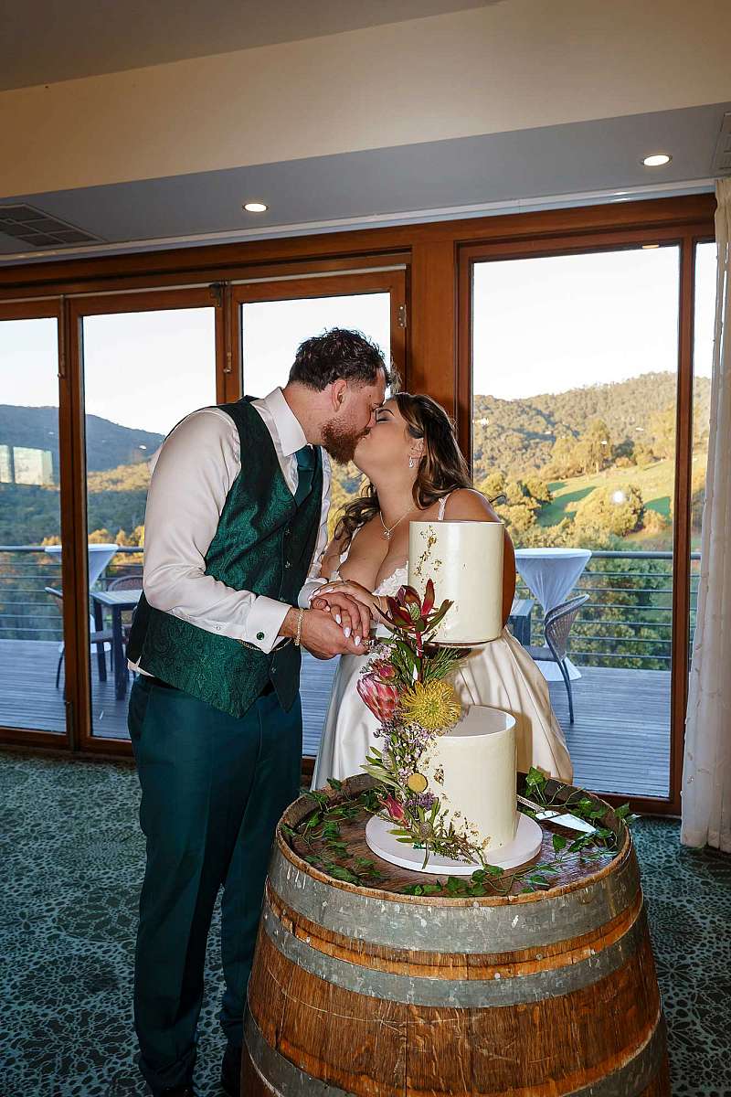 Bethany & Isaac’s Wedding at Sebel Pinnacle Valley Resort – Captured by All Saints Photography Albury | Sebel-Pinnacle-Valley-resort-Weddings-Bethany-Isaac-0039.jpg