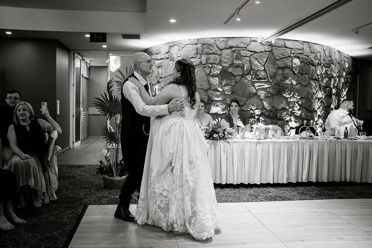 Bethany & Isaac’s Wedding at Sebel Pinnacle Valley Resort – Captured by All Saints Photography Albury | Sebel-Pinnacle-Valley-resort-Weddings-Bethany-Isaac-0052.jpg