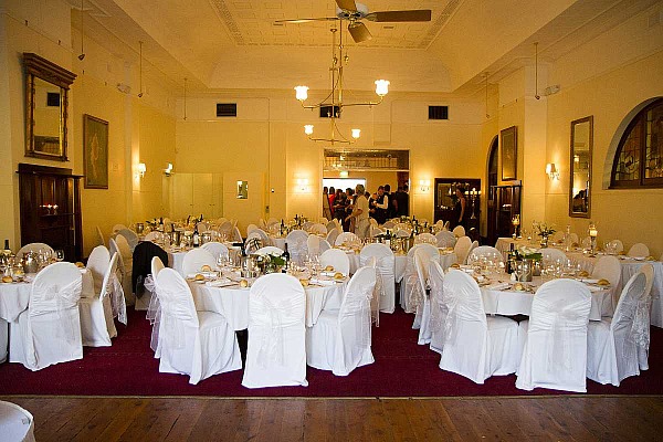The Albury Club