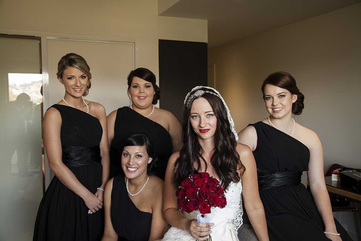 Tara and Travis  Wedding at The Boat Shed Lake Hume | Albury Wedding Photographers  | 00177.jpg