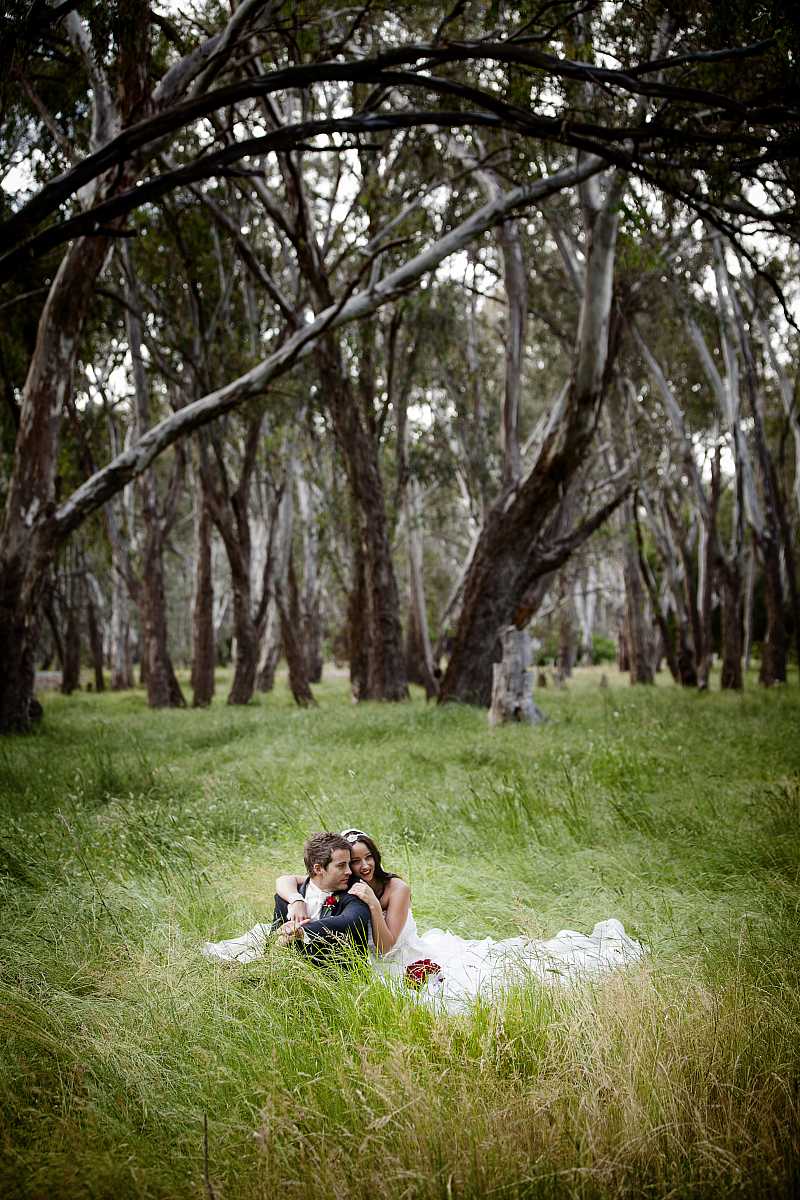 Tara and Travis  Wedding at The Boat Shed Lake Hume | Albury Wedding Photographers  | 00627.jpg