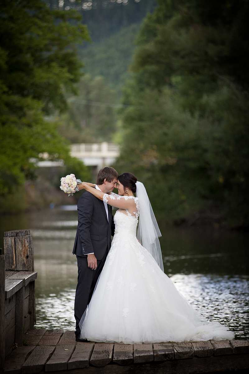 Kelsey & Bradley’s Wedding at Feathertop Private Estate | Porepunkah / Bright Wedding Photographers | 0687a.jpg
