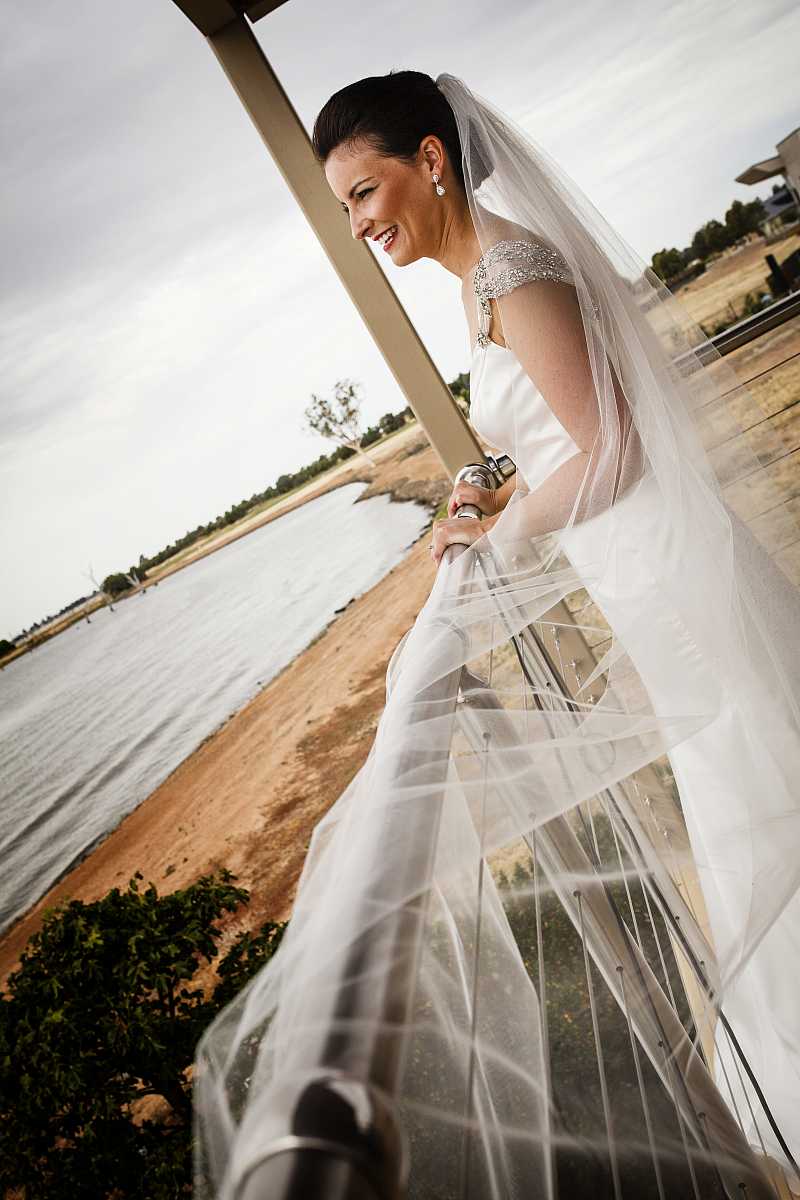 Lauren and Jason's wedding at Yarrawonga | Yarrawonga / Mulwala Wedding Photographers | 0166.jpg