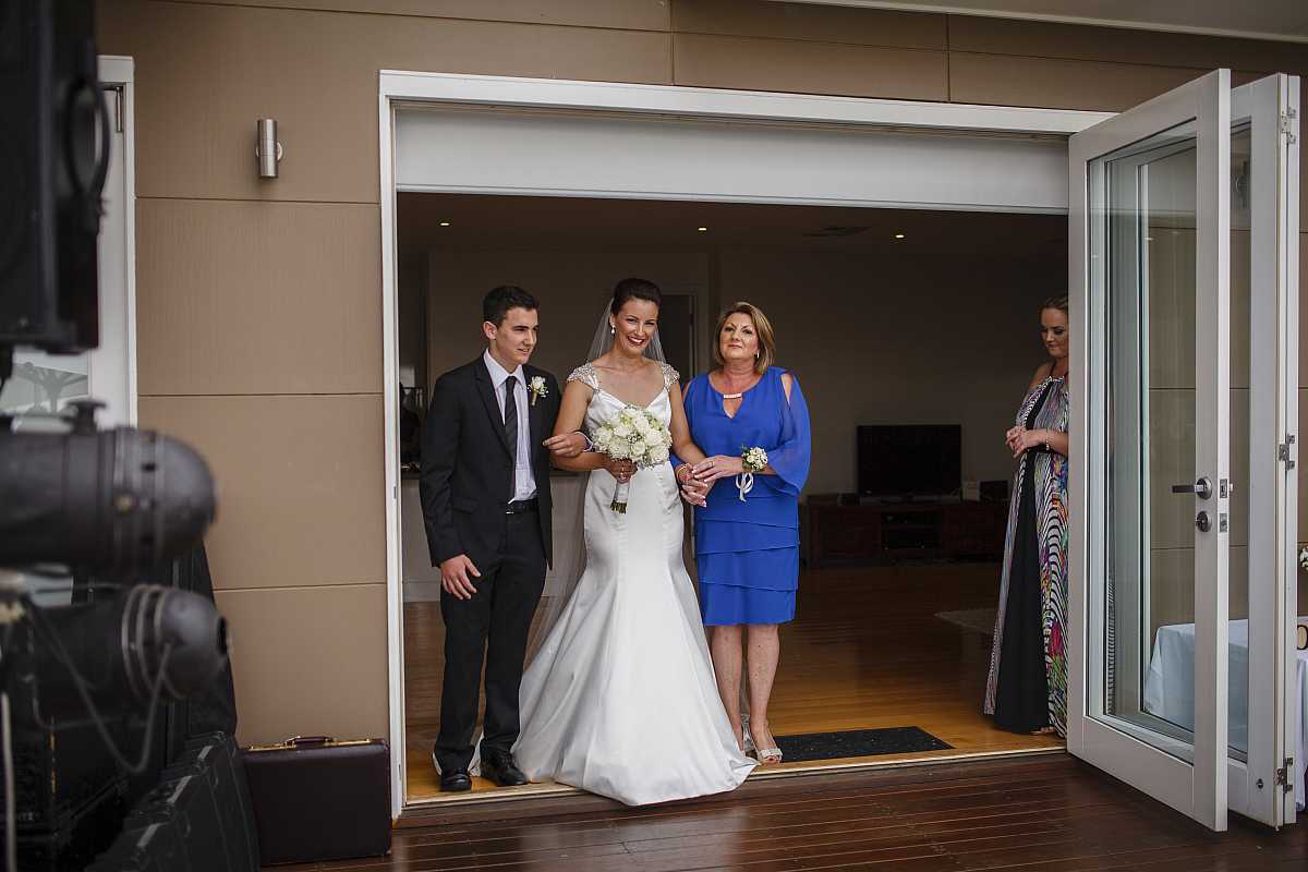 Lauren and Jason's wedding at Yarrawonga | Yarrawonga / Mulwala Wedding Photographers | 0451.jpg