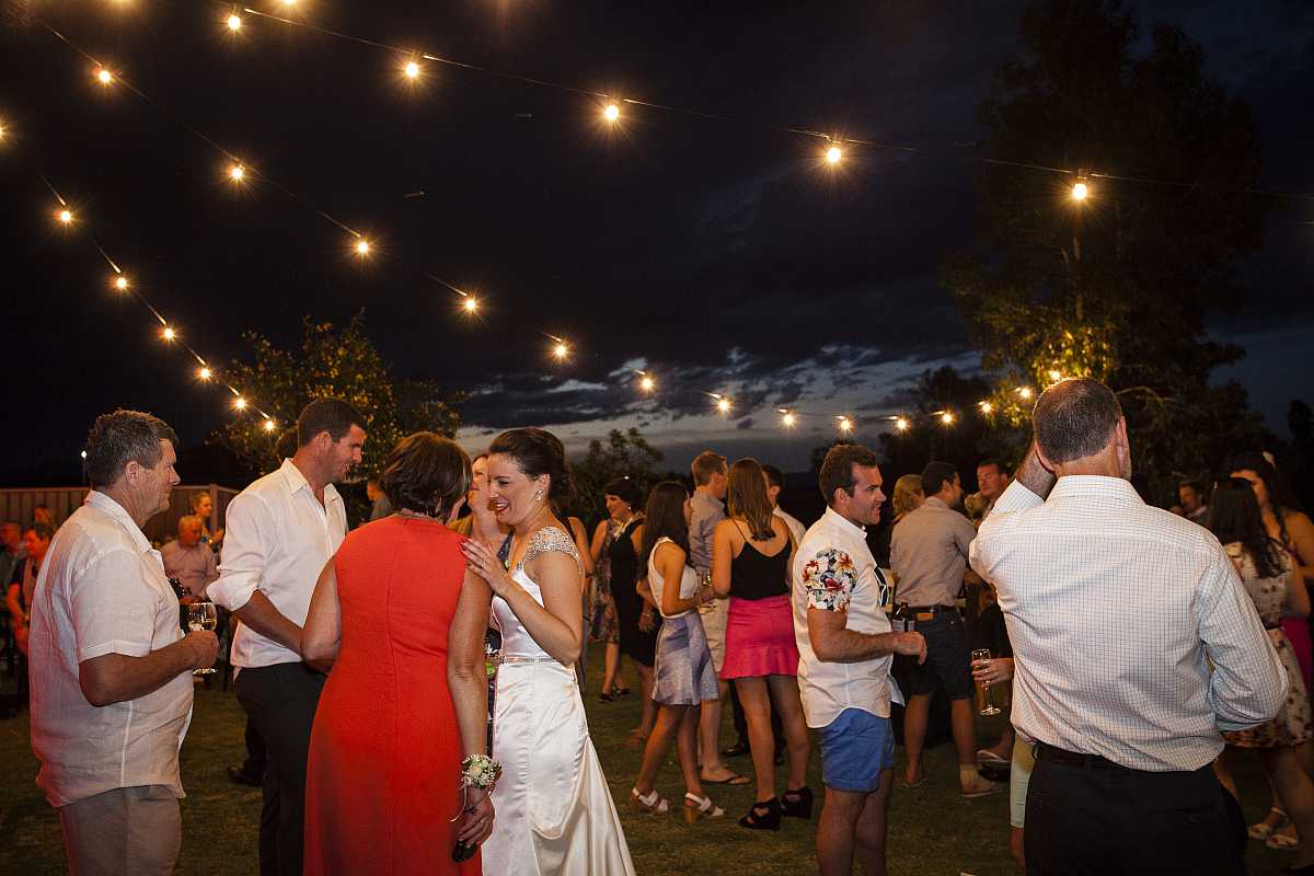 Lauren and Jason's wedding at Yarrawonga | Yarrawonga / Mulwala Wedding Photographers | 1172.jpg
